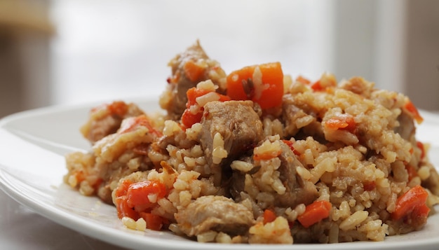 Un delicioso pilaf con carne