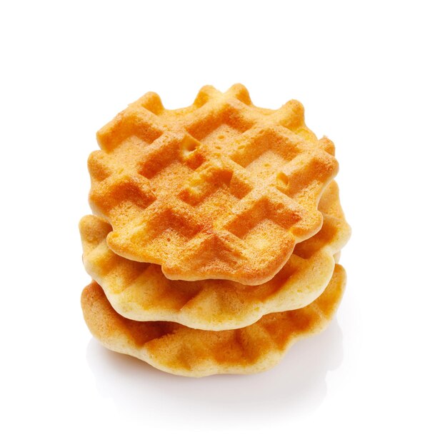 Deliciosos gofres belgas aislados en blanco