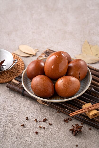 Deliciosos huevos de té de comida tradicional taiwanesa