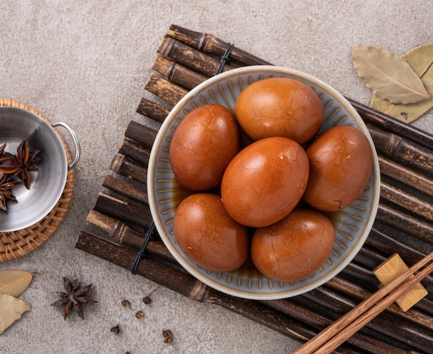 Deliciosos huevos de té de comida tradicional taiwanesa