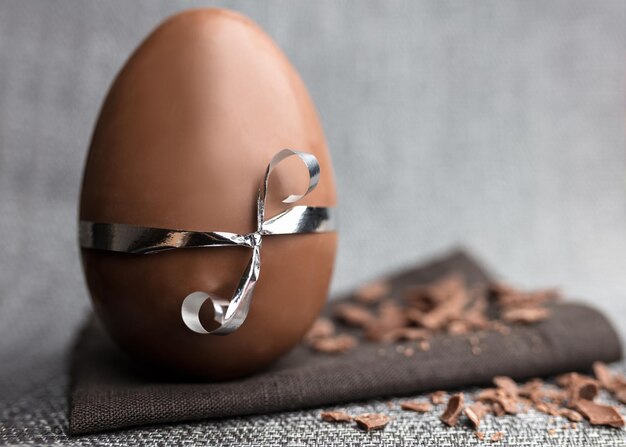 Foto deliciosos ovos e doces de coelhinho da páscoa de chocolate