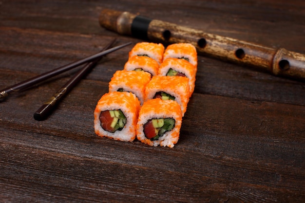 Deliciosos roles de sushi