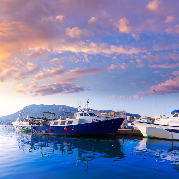 Denia Hafen Fisherboats Montgo Berg in Alicante