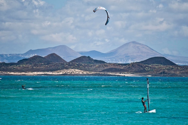 Foto deportes acuáticos en fuerteventura.