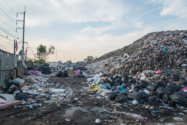 Foto el depósito de chatarra en tailandia