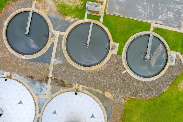 La depuración de agua de la planta de tratamiento de aguas residuales urbanas moderna es el proceso de eliminación de