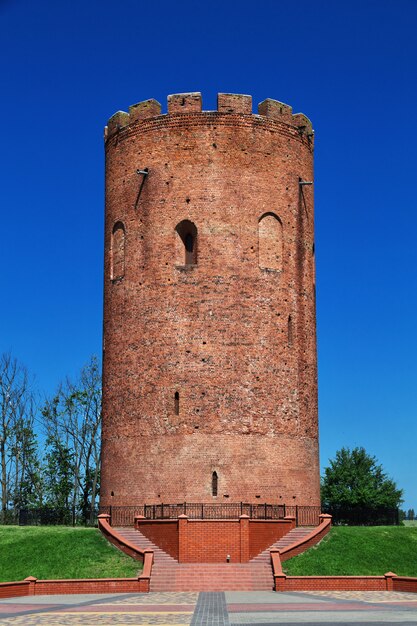 Der alte Turm in Kamenyuki-Dorf, Weißrussland