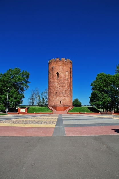 Der alte Turm in Kamenyuki-Dorf, Weißrussland