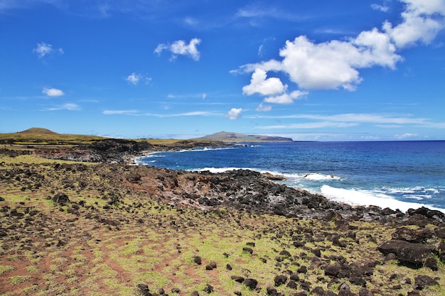 Der Blick auf den Pazifischen Ozean in Rapa Nui Osterinsel von Chile