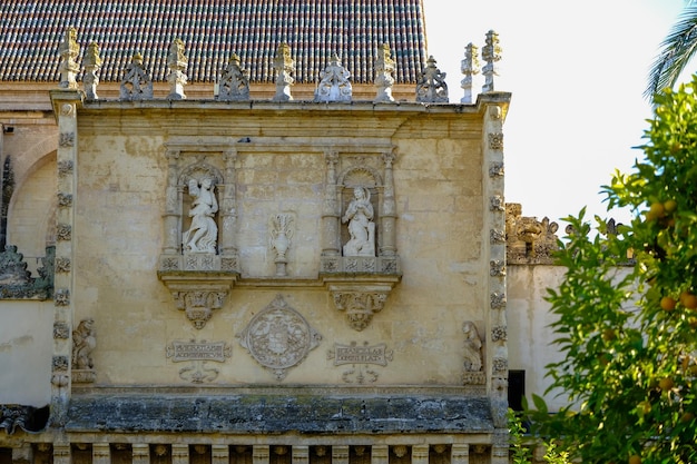 Der Campanile-Turm von Cordoba Spanien. Neben der Moschee-Kathedrale von Cordoba.