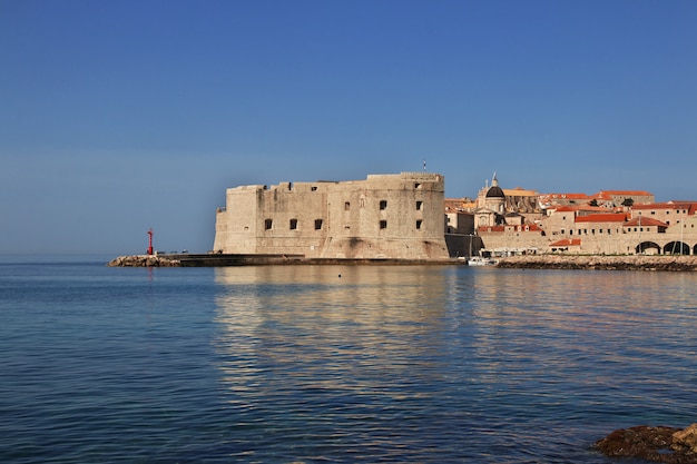 Der Jachthafen in Dubrovnik Stadt an der Adria, Kroatien