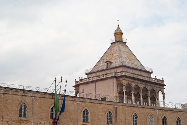 Foto der königliche palast der normannen in palermo