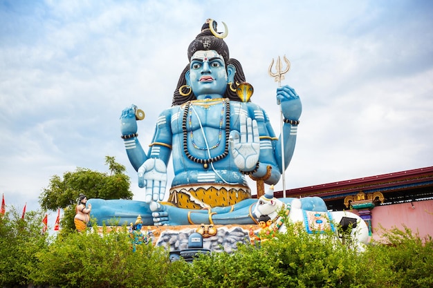 Der Koneswaram-Tempel, auch bekannt als Dakshinakailasha, ist ein klassischer mittelalterlicher Hindu-Tempel, der Lord Shiva in Trincomalee, Sri Lanka, gewidmet ist