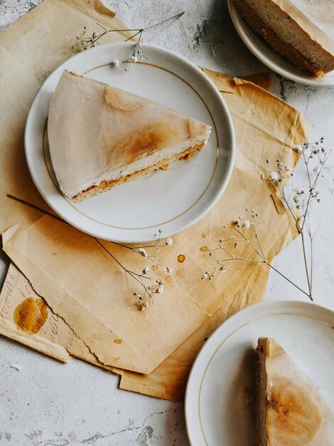 Der Kuchen ist köstlich.