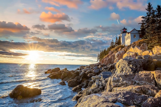 Der Leuchtturm von Bass Harbor in Maine