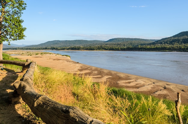 Der Mekong in der Sommersaison, Thailand