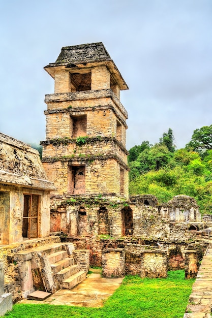 Der Palast an der archäologischen Stätte Palenque Maya. UNESCO-Weltkulturerbe in Mexiko