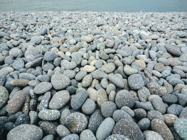 Foto der pebble beach am meer