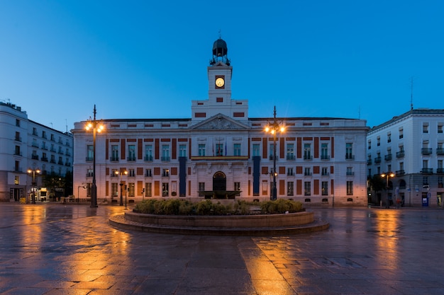 Der Platz Puerta del Sol ist der wichtigste öffentliche Raum in Madrid.