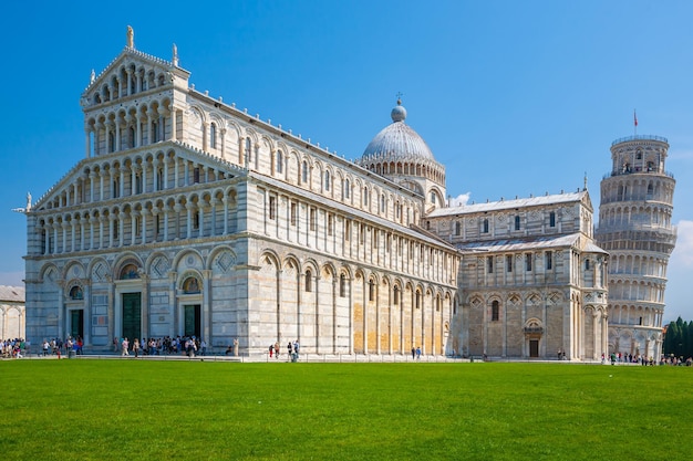 Der schiefe Turm, Pisa-Stadt im Stadtzentrum gelegenes Skylinestadtbild von Italien. Berühmte Reiseattraktion