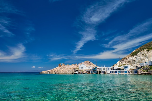 Der Strand von Firapotamos in Milos Griechenland