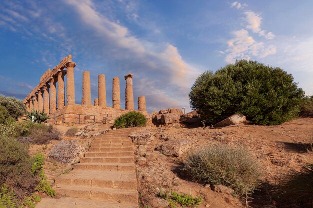 Der Tempel von Juno im Tal der Tempel von Agrigento, Sizilien