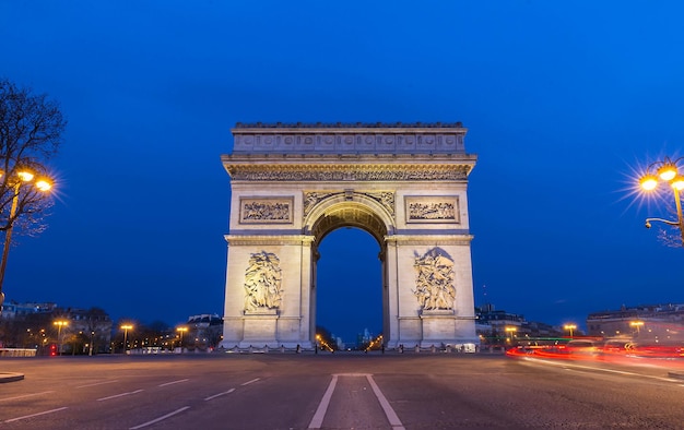 Der Triumphbogen am Abend Paris Frankreich