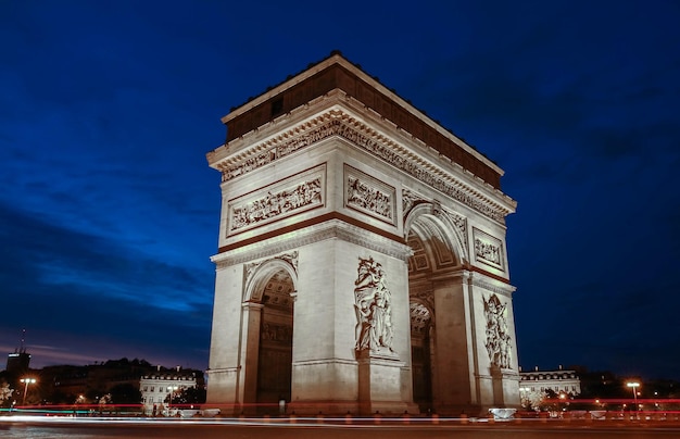 Der Triumphbogen bei Nacht Paris Frankreich