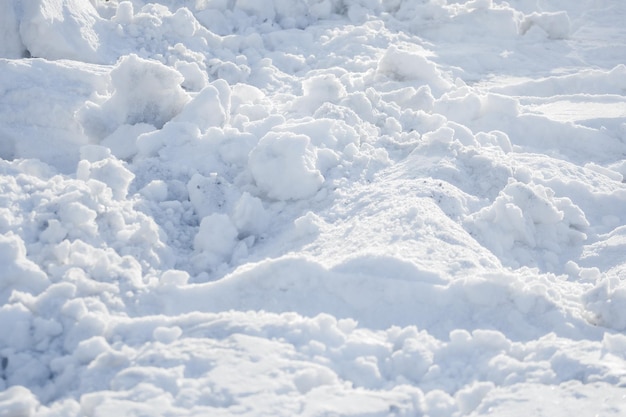 Deriva de neve irregular de neve solta fundo de inverno