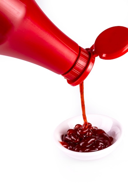 Derramar ketchup da garrafa