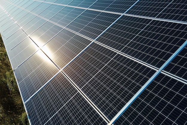 Desarrollo de paneles solares fotovoltaicos de fuentes alternativas de energía renovable