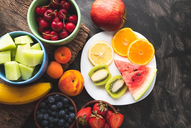 Foto desayuno de frutas saludables