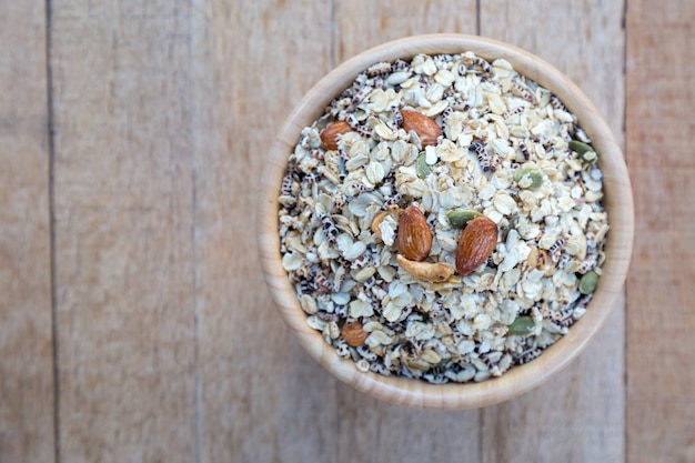 Desayuno de granola para la salud