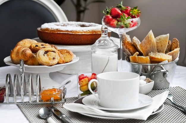 Desayuno en una mesa