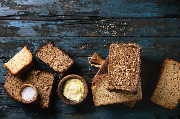 Desayuno con pan de centeno.