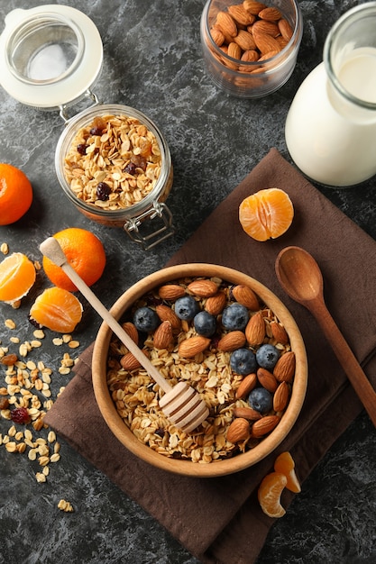 Desayuno sabroso con granola