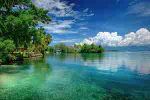 Foto descubra la belleza de davao un tranquilo balneario en el corazón de la naturaleza relación de aspecto 32