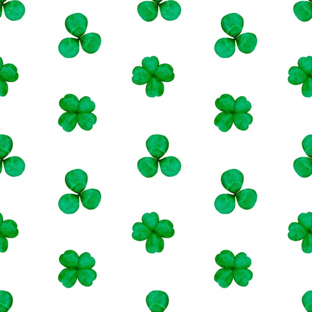 Descubra o nosso padrão de trevo verde ideal para encantadores desenhos do Dia de São Patrício
