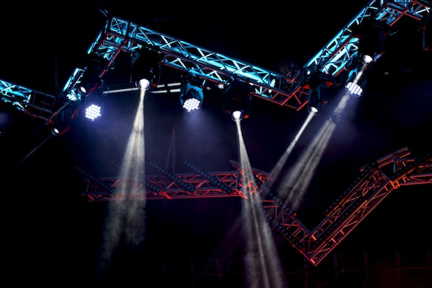 Desenfoque de textura y fondo de desenfoque para el diseño Luz de escenario en un concierto