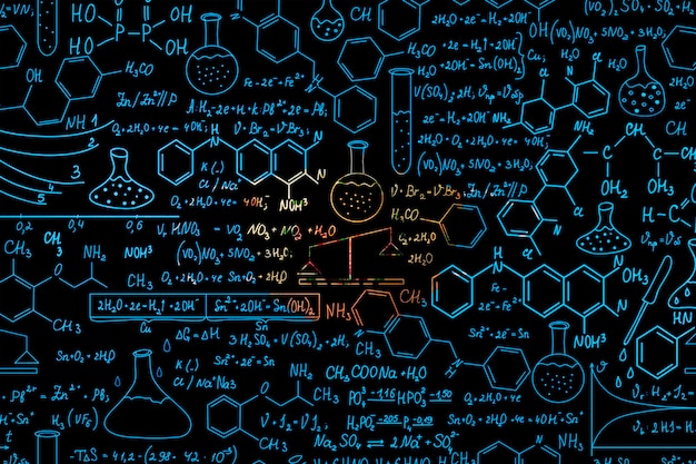 Desenhado à mão fórmulas científicas no quadro-negro para o fundo
