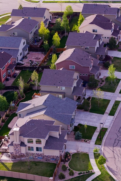Desenvolvimento suburbano americano típico.