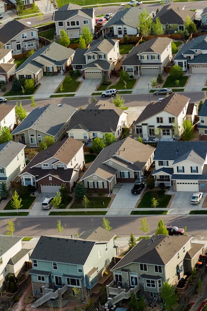 Foto desenvolvimento suburbano americano típico.