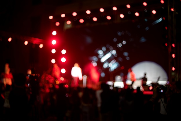 Desfocar a imagem da luz no concerto de música