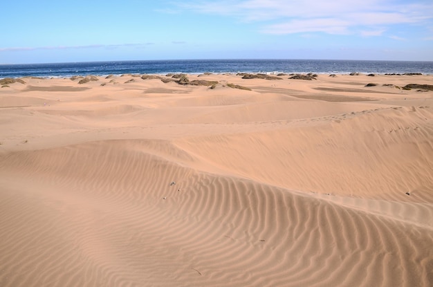 Desierto de dunas de arena en la isla de Maspalomas Gran Canaria España