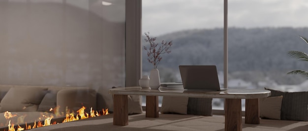 Design de interiores de espaço de trabalho doméstico moderno com laptop em uma mesa de centro perto da janela