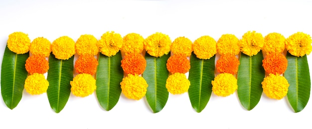 Design de rangoli de flor de calêndula para o Festival de Diwali, decoração de flores do Festival indiano
