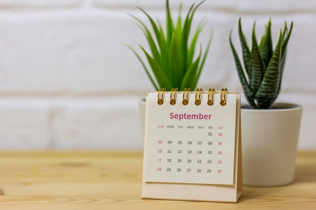 Desktop-Kalender für September 2023. Kalender zum Planen und Verwalten jedes Datums