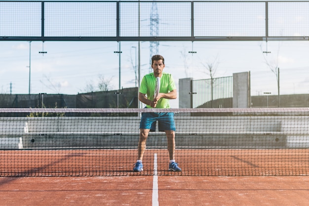 Desportista, jogando o jogo de padel