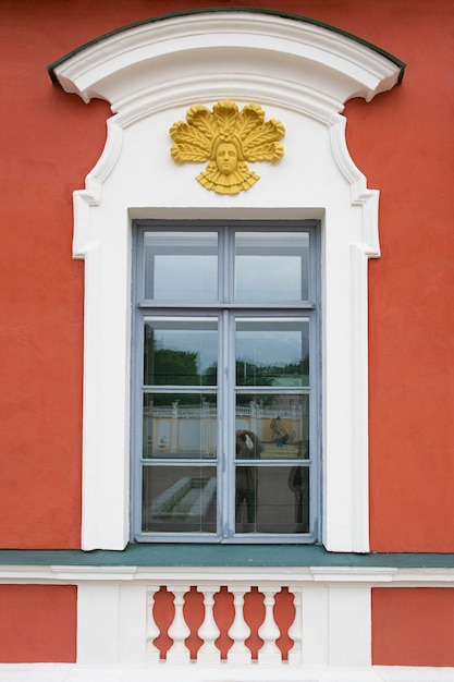 Detail eines der Fenster des Kadriorg-Palastes Tallinn Estland