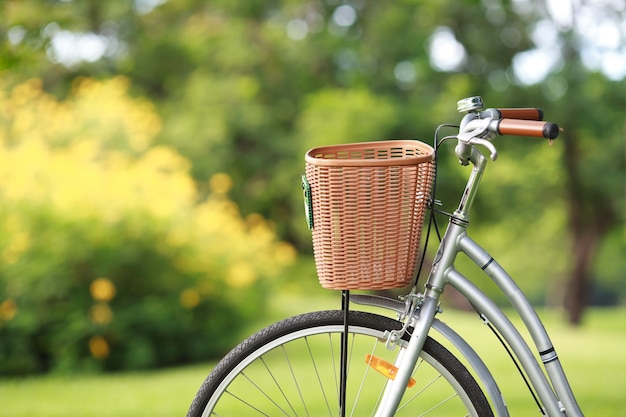 Detalhe de uma bicicleta.